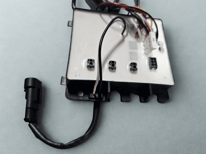 Styreenhet for 14 KW 12V ny type